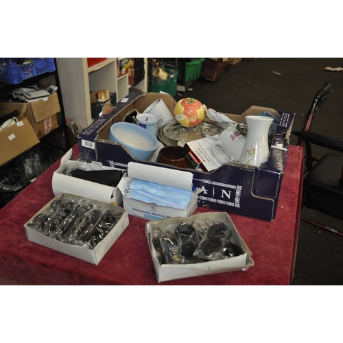 424 - A MISC CARBOARD CRATE CONTAINING MASKS DIVA GLASSES CHINA TEAPOTS ETC
