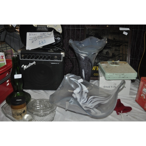 613 - 2 X MURANO VASE AND BOWL VERY NICE ONE HAS A VERY LIGHT CHIP BUT HARLEY NOTICEABLE. THE VASE HAS 