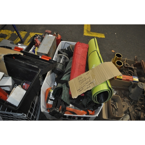 823 - A LARGE JOBLOT OF CAMPING EQUIPMENT INC A FOUR-MAN TENT, GAZEBO, 2 X CAMPING CHAIRS, 2 X LARGE COLEM... 