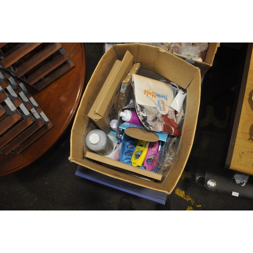 959 - BOX INC CANDLE LIGHTERS, FYR STICKY PAPER LOVE AT FIRST SIGHT PHOTO FRAME AND MORE