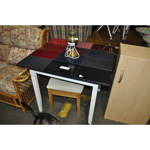 997 - A BESPOKE TILED 4 SEATER DINING TABLE