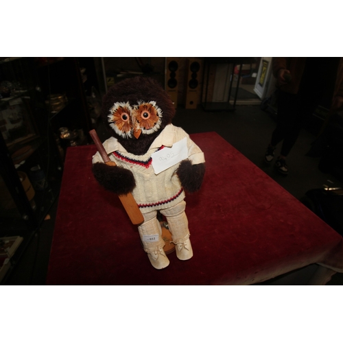 collectable vintage the cricketer feathered owl doll produced by
