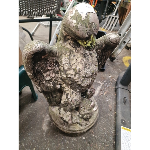 106 - Mid-20th Century Cast Stone Garden Statue of a Perched EagleA vintage cast stone garden ornament d... 