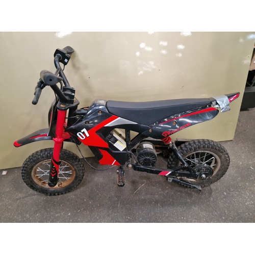 118 - Evercross Electric Mini Motocross Pit BikeAn Evercross electric mini motorcycle designed for child... 