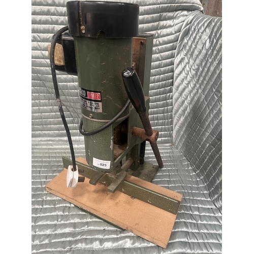 Lot 25        
