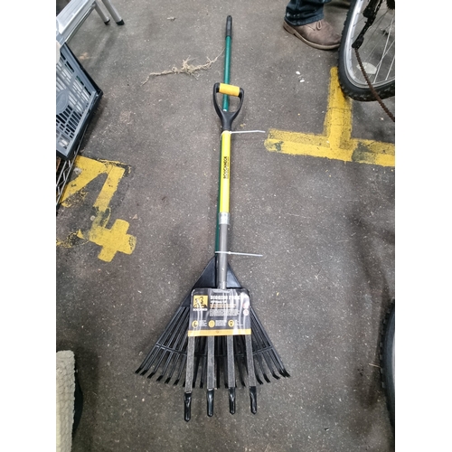 Lot 6         
