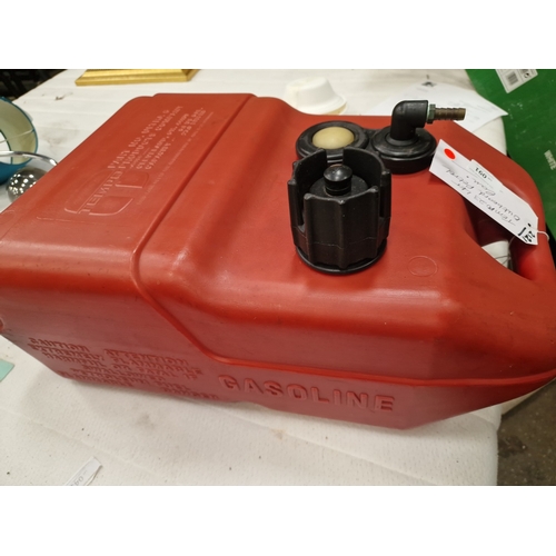 91 - Tempo Products Company Ultra 6 Portable Marine Outboard Petrol Fuel TankA portable marine outboard... 