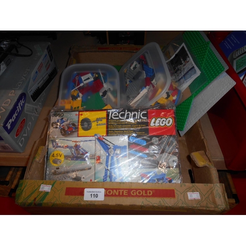 110 - Box of Technic Lego etc