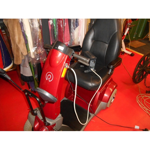 173 - Mobility scooter- full working order with charger and keys