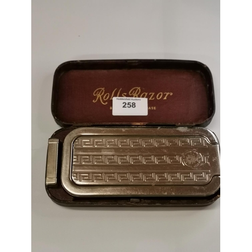 258 - Rolls razor and case