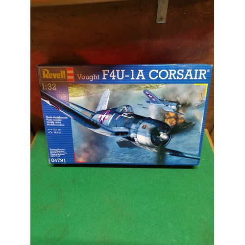 403 - Revell F4U-1A corsair04781 model kit 1:32 scale