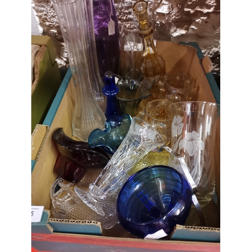 135 - Box of mixed glass