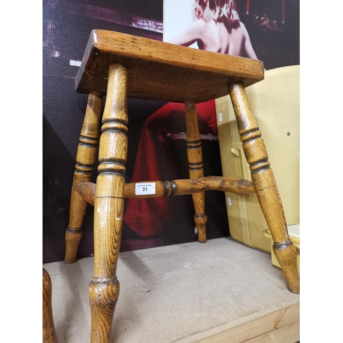 31 - Vintage milking stool