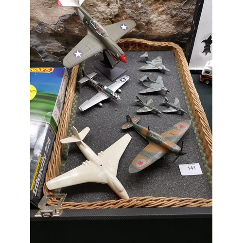 141 - Tray of vintage planes including dinky