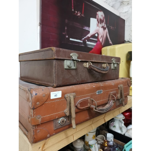 40 - 2 vintage suitcases