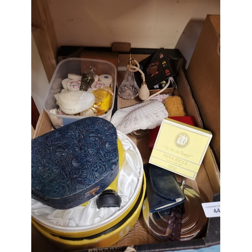 44 - Box of mixed giftware etc