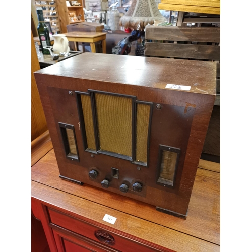 513 - Vintage His Masters Voice radio