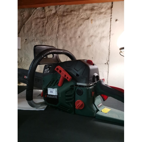 202 - Petrol chainsaw- never used