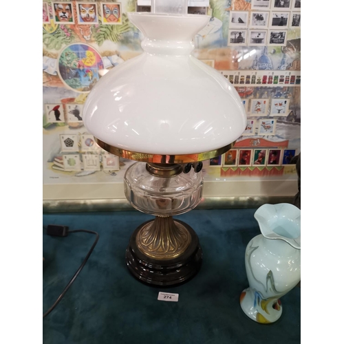 274 - Vintage oil lamp- working order