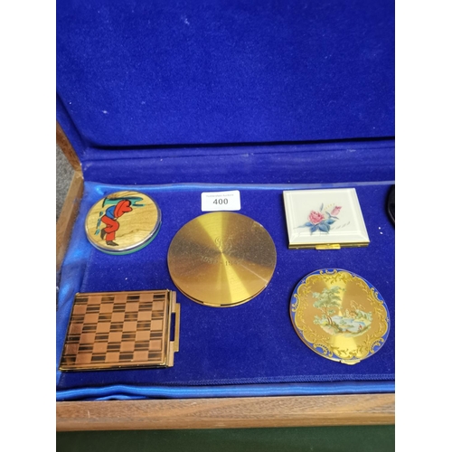 400 - 5 vintage compacts