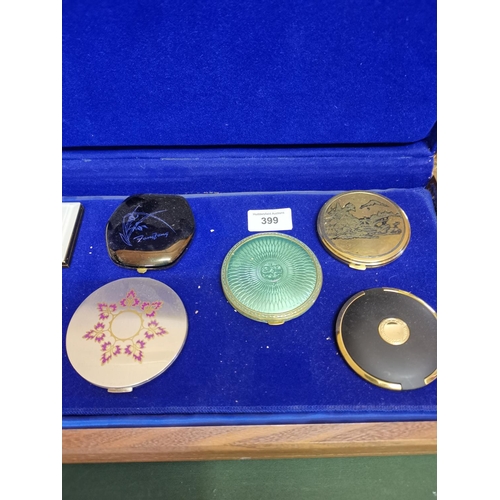 399 - 5 vintage compacts