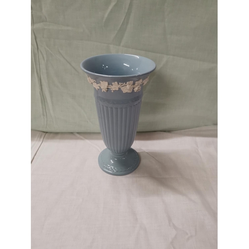 301 - Wedgewood Queensware vase