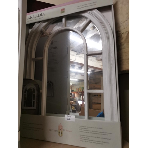 32 - Argadia window mirror