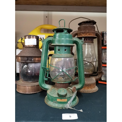 9 - Hurricane lamps x3