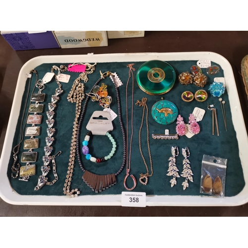 358 - Tray of mixed jewellery and compacts etc