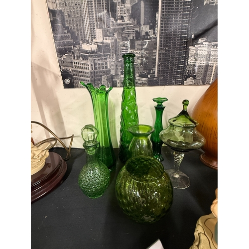 110 - 7 Piece Green Glassware
