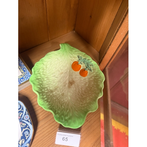 65 - Beswick Lettuce Leaf Dish