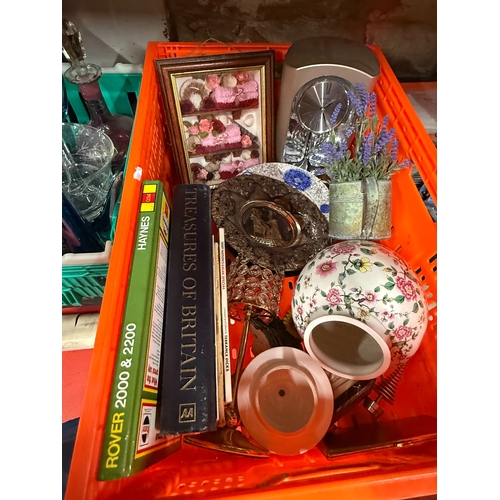 81 - Box of Misc