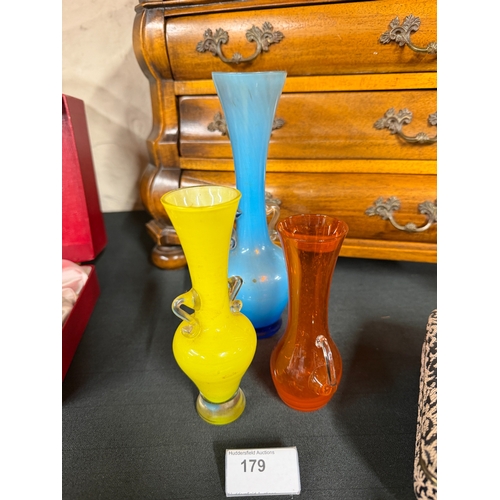 95 - 3 Coloured Vases