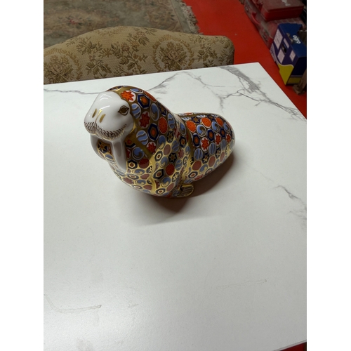 Lot 148       
