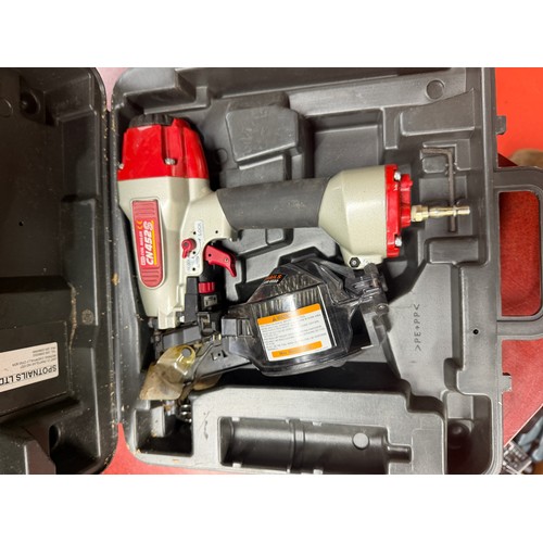 45 - Max Coil Nailer CN452S Air Nail Gun