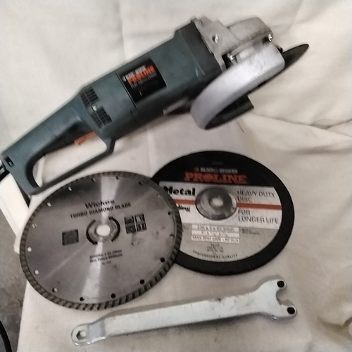 197 - Black & Decker Proline PL85  Angle Grinder/ Sander - 230mm - 2200w - with Attachments- Soft Star... 