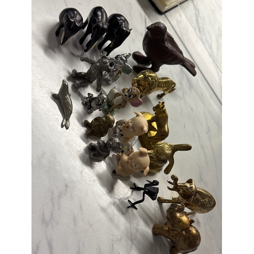 71 - Job Lot Of Collectable Items Including Miniature Bears, Elephants, Pigs And More 