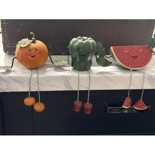 40 - 3 Fruit And Vegetable Ornaments With Dangling Legs