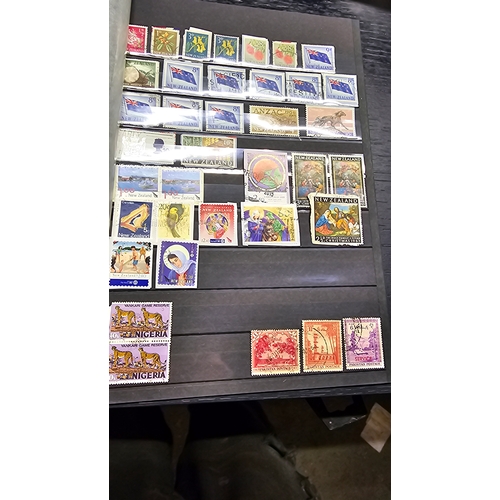 55 - British Commonwealth Stamp Collection.Approximately 200 Stamps from Australia, Canada, India, Cyprus... 