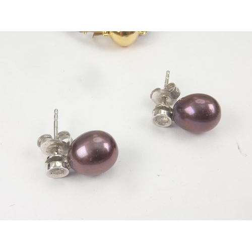 18 - Single row necklace of stained cultured pearls with amethyst drop in 18ct gold, also a pair of ear s... 