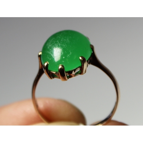 11 - Chinese chrystophase ring with oval cabochon in gold. Size 'J'.