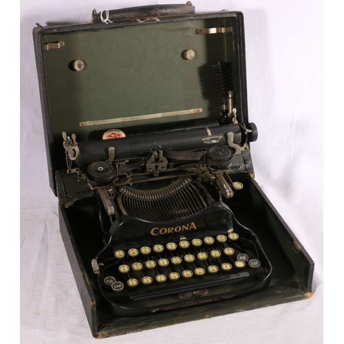 226 - Corona typewriter in fitted case