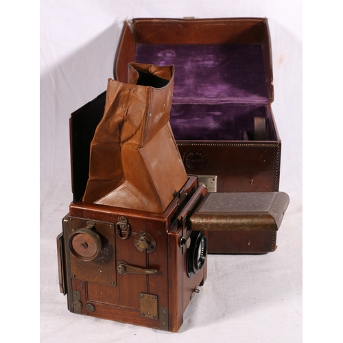 229 - Houghton Butcher Manufacturing Company Limited Ensign Special Reflex tropical model plate camera in ... 