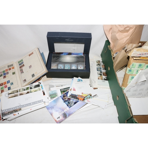 307 - GB including £15 of presentation pack mint stamps, Millennium Moment document, over 150 first ... 