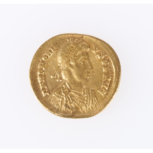 382 - Honorius AD395-423 gold solidus obv. DN HONORIVS PF AVG bust r. rev. VICTORIA AVG G G, ND in field, ... 