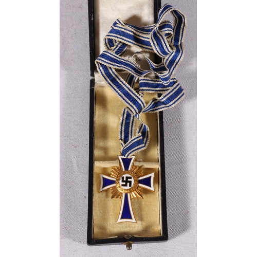 547 - Cross of Honour of the German Mother, 1st class gold, awarded to mother's of eight or more children,... 