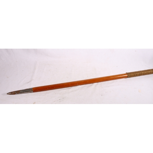 584 - Reproduction long spear