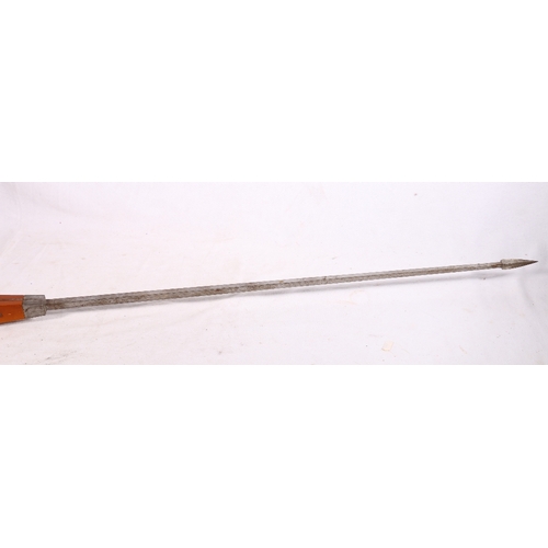 584 - Reproduction long spear