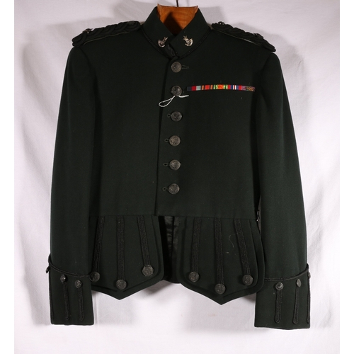 621 - Cameronians uniform dress dark green tunic with label for William Anderson and Sons Edinburgh with b... 