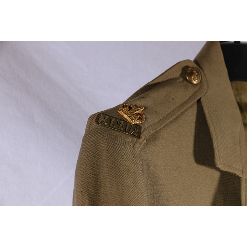 627 - Canadian regiment uniform dress jacket with William Scully of Montreal brass buttons, CANADA shoulde... 